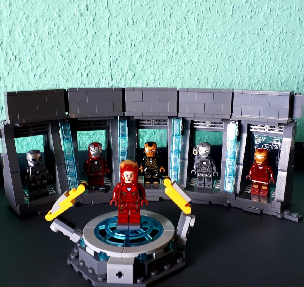 MOC Lego construcción chalet Tony Stark Iron man armaduras
