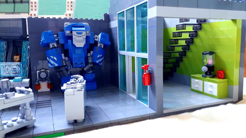 MOC Lego construcción chalet Tony Stark Iron man interior escaleras
