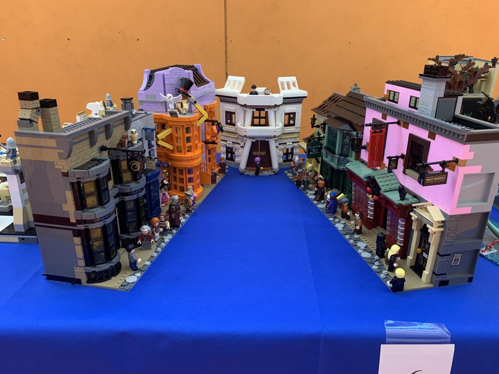 Mesa 6 Lego HARRY POTTER

 Valbrick exposición Picassent 2021