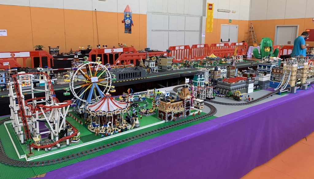 Mesa 8 Lego MEGACITY

 Valbrick exposición Picassent 2021