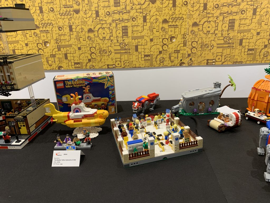 sala 2 de la Exposición Lego Alaquàs 2021 mesa ideas