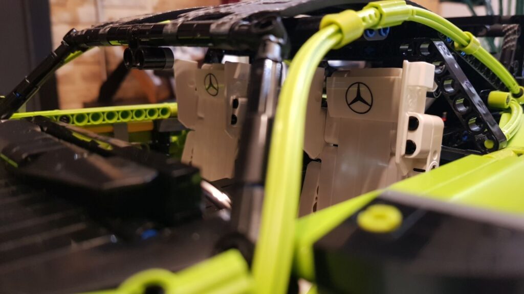 MOC LEGO TECHNIC Mercedes-Benz AMG GT-R Coupe_18_interior
